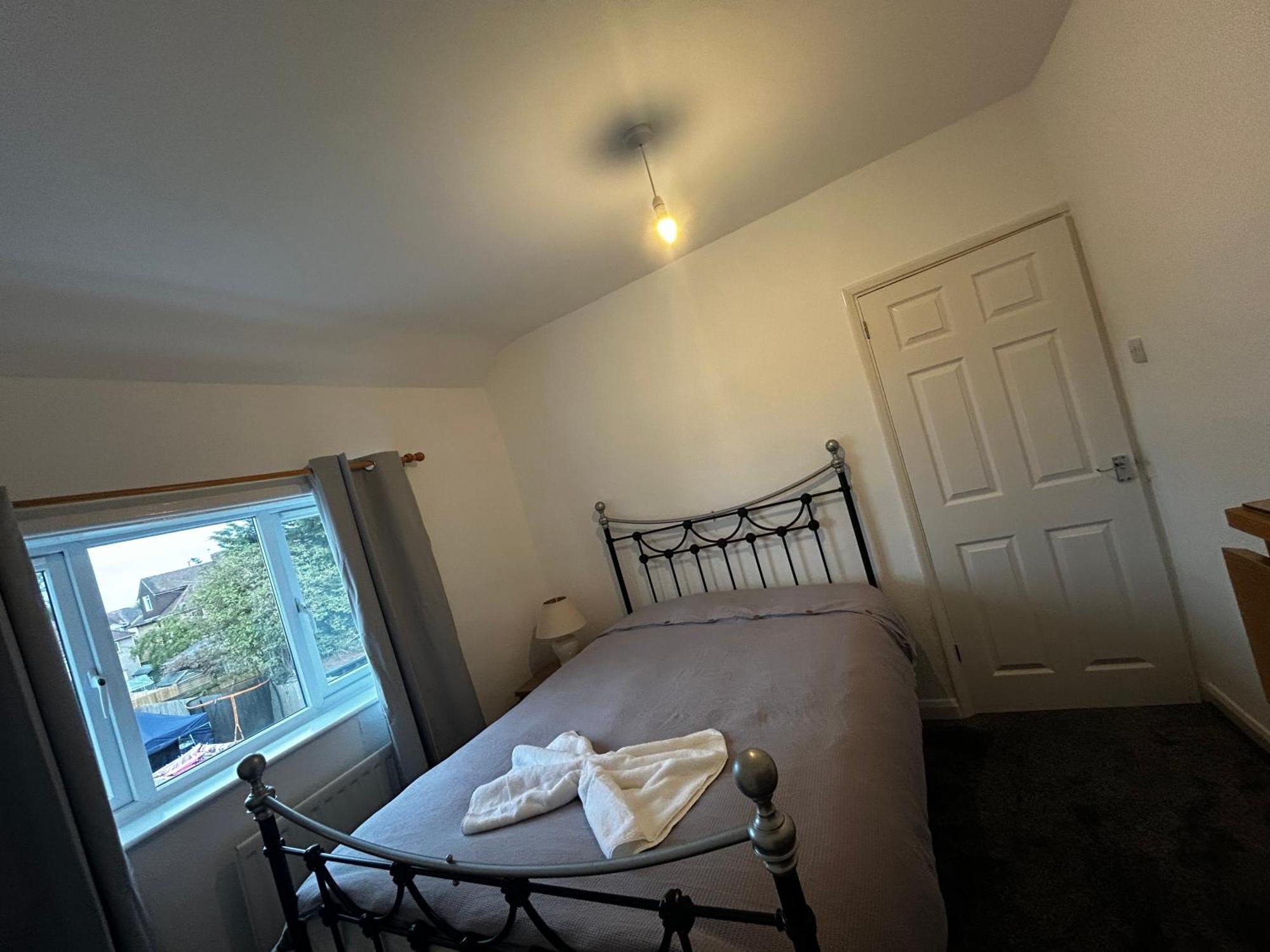 Family Home Near Cribbs Causeway And The Wave, Just 2 Minutes From Airbus And Rolls Royce Bristol Exteriér fotografie