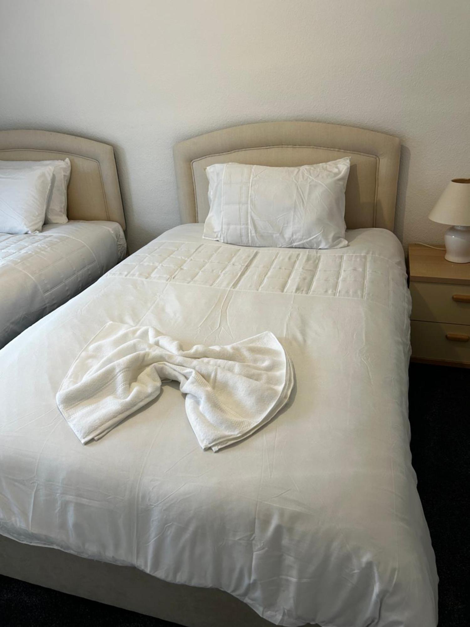 Family Home Near Cribbs Causeway And The Wave, Just 2 Minutes From Airbus And Rolls Royce Bristol Exteriér fotografie